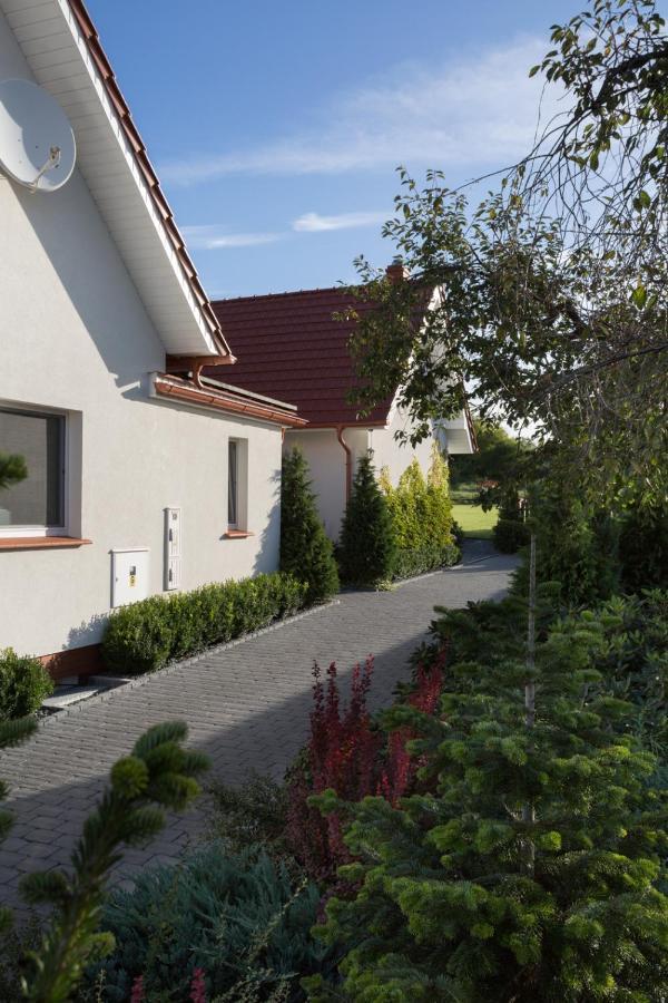 Lea Barn Apartment Żagań Екстериор снимка